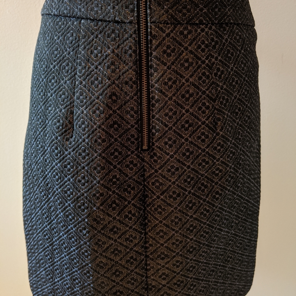 LOFT 00P Metallic Jacquard Shift Skirt NWOT
